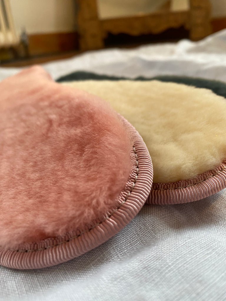 Alice Bow Luxe Shearling Insoles - stylish and comfortable insoles for winter shoes and boots