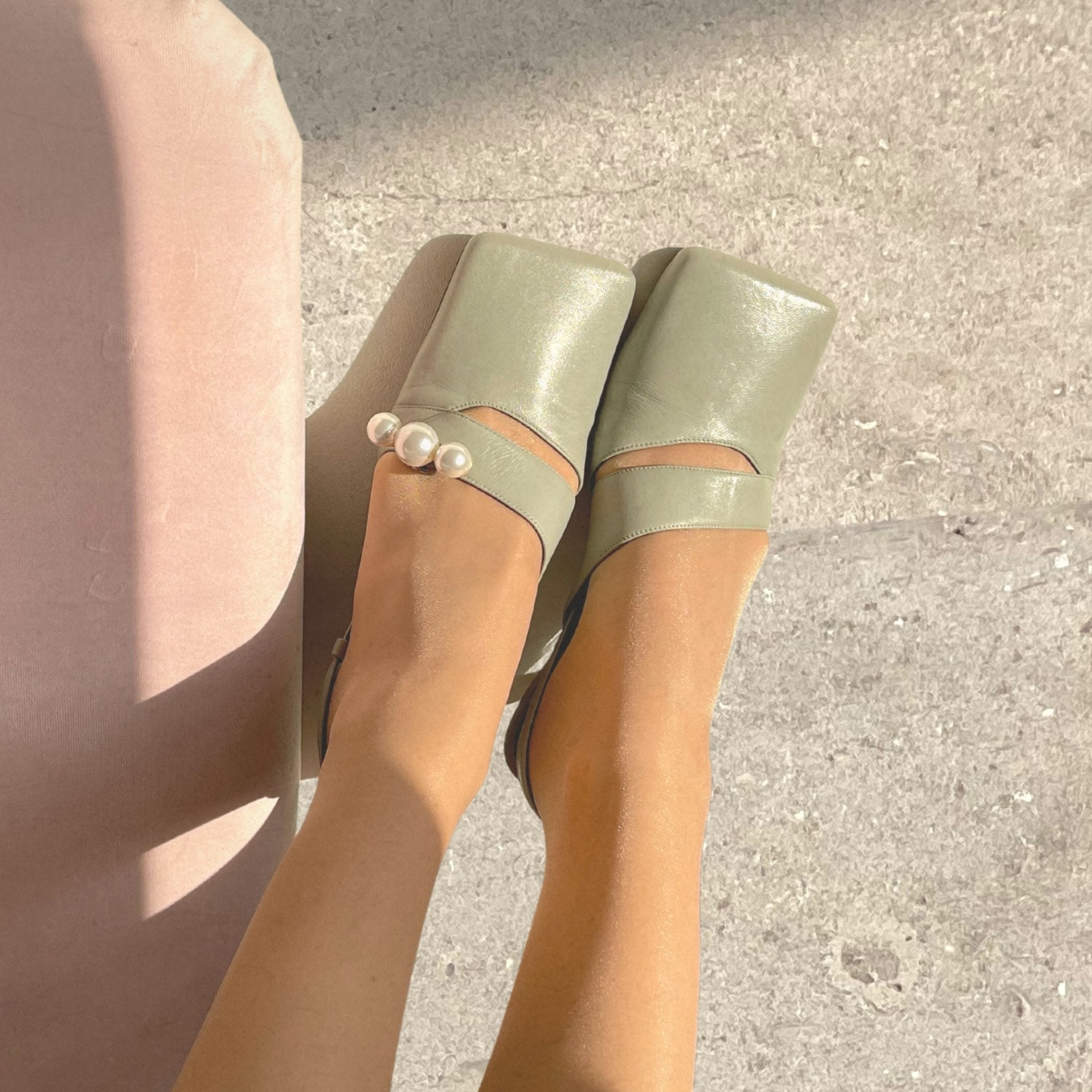 Science Say to Put Your Feet Up - Alice Bow