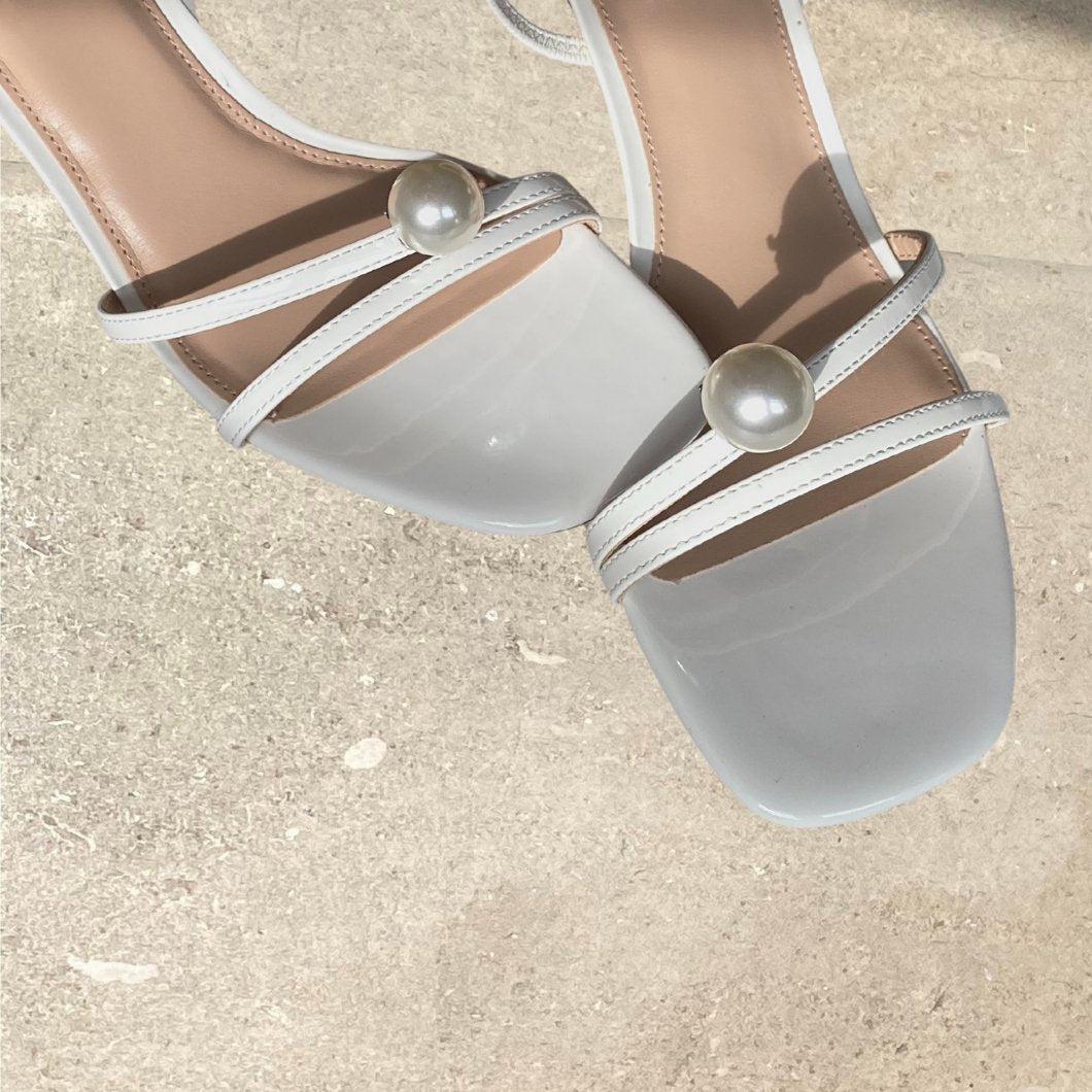> **PRE-ORDER** - Alice Bow
