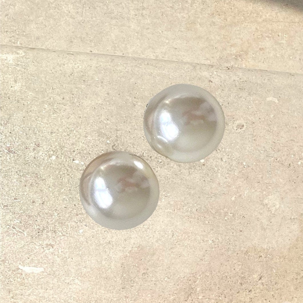 Single Pearl Shoe Clips  **PRE-ORDER** - Alice Bow
