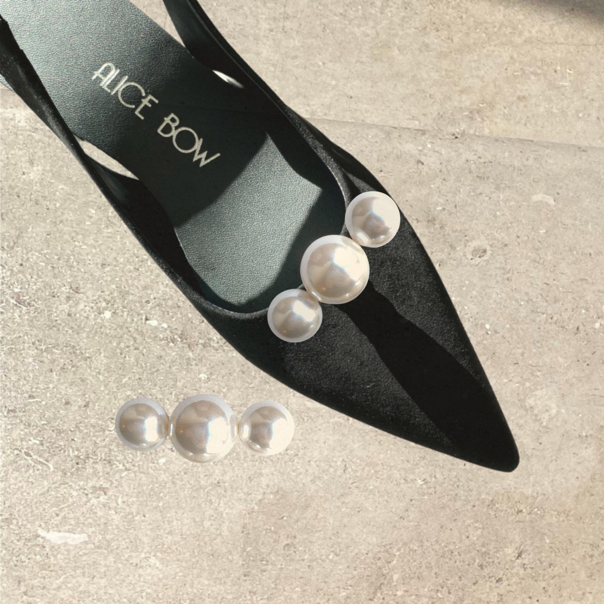 Three Pearl Shoe Clips - Alice Bow
