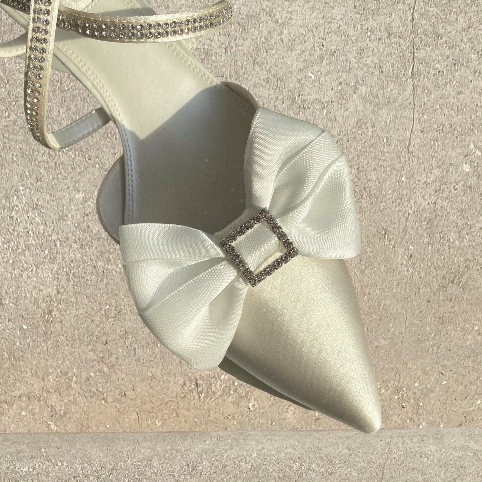 White Satin and Diamante Bow Shoe Clips – Alice Bow